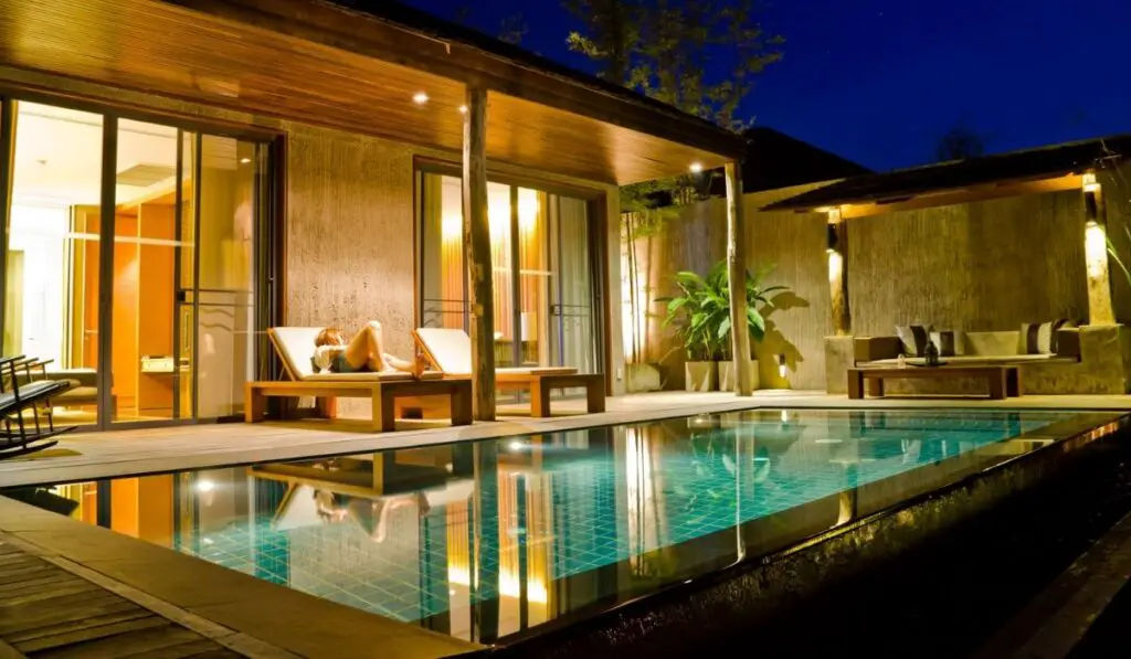 Modern house with swimming pool