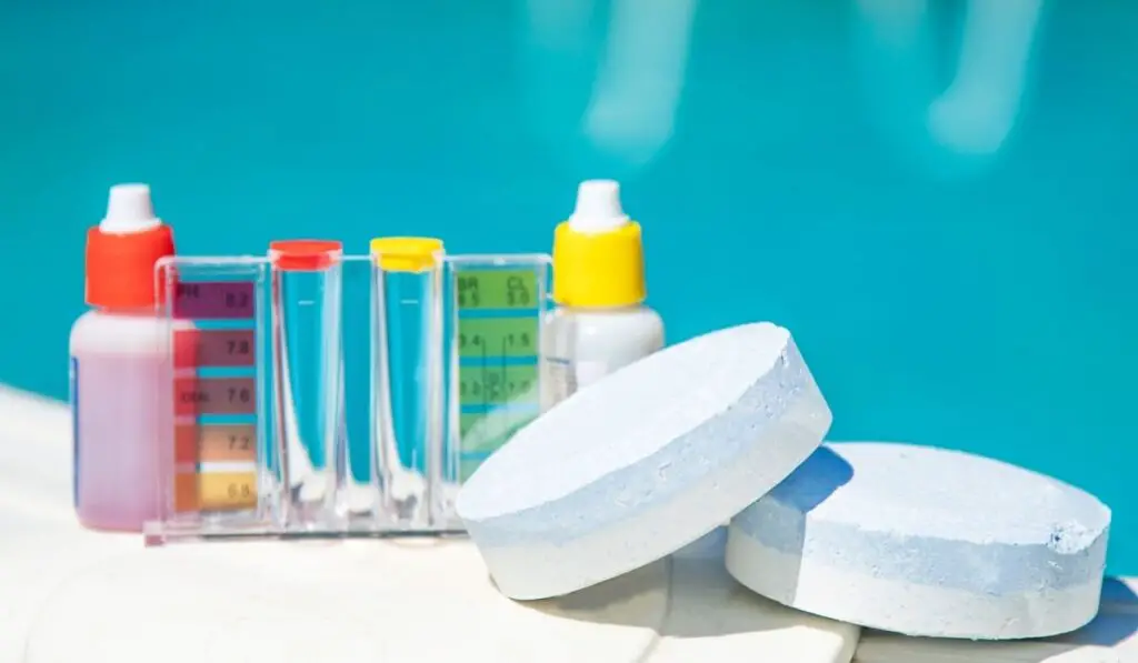 Pool control and maintenance kit 