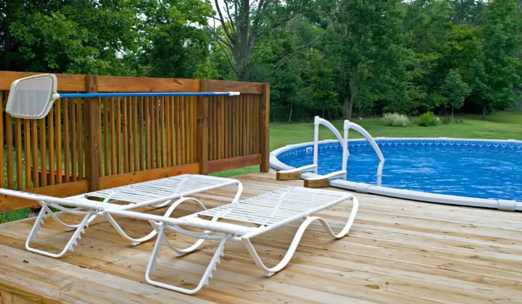 Pool Side Deck