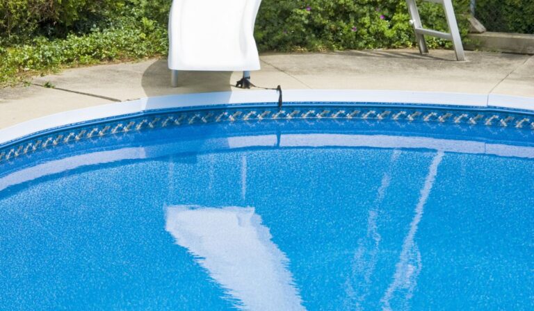 Step-By-Step Guide To Cleaning A Pool Liner - PoolsWiki