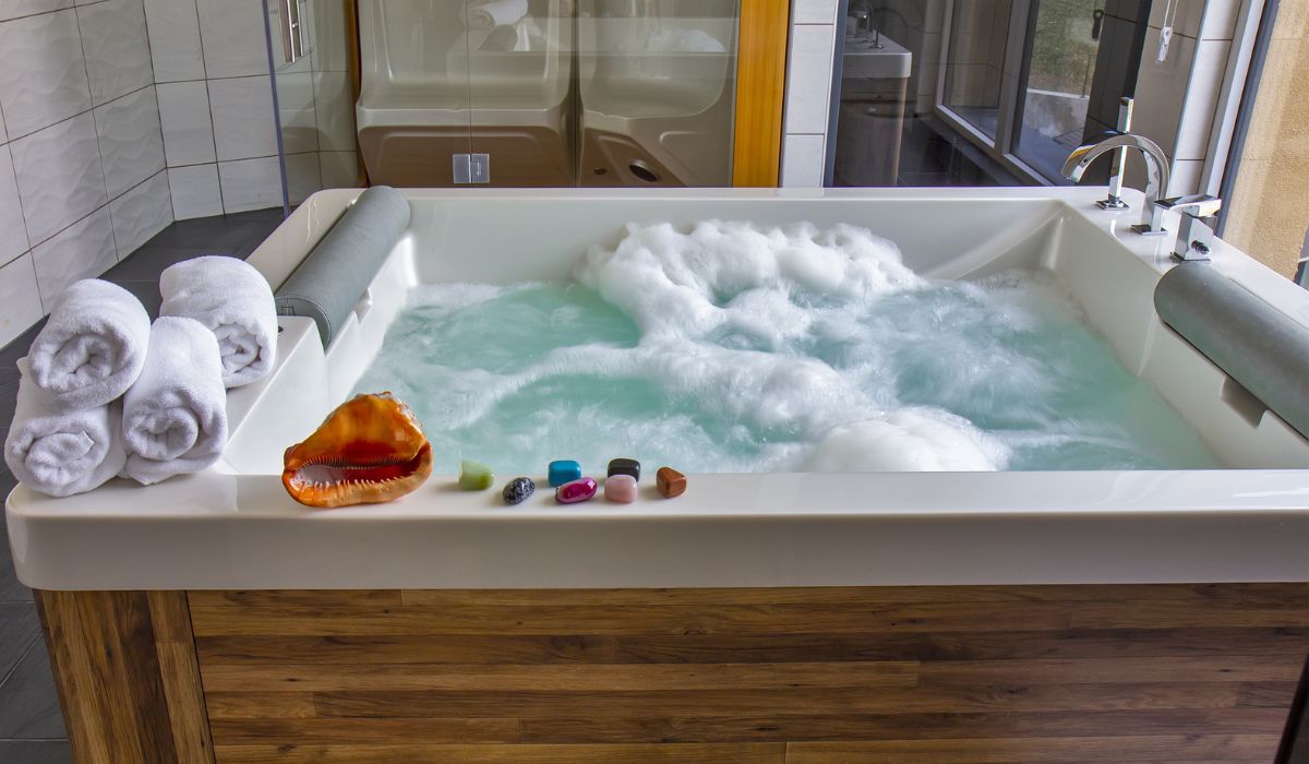 Why Hot Tubs Are So Loud And What To Do About It PoolsWiki