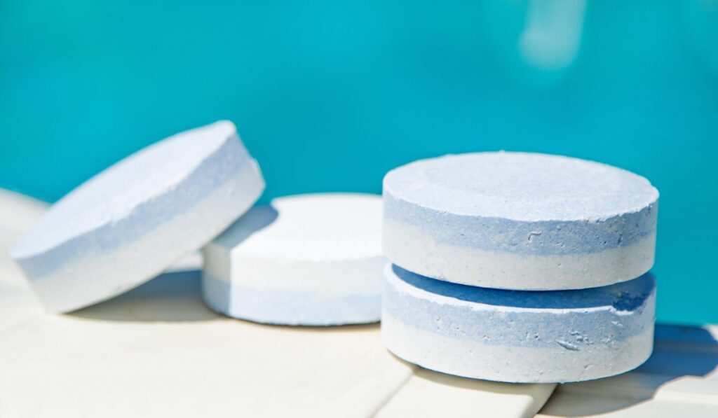 Pool chlorine tablets