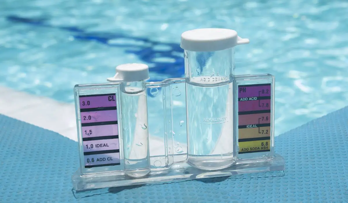 Pool water testing test kit
